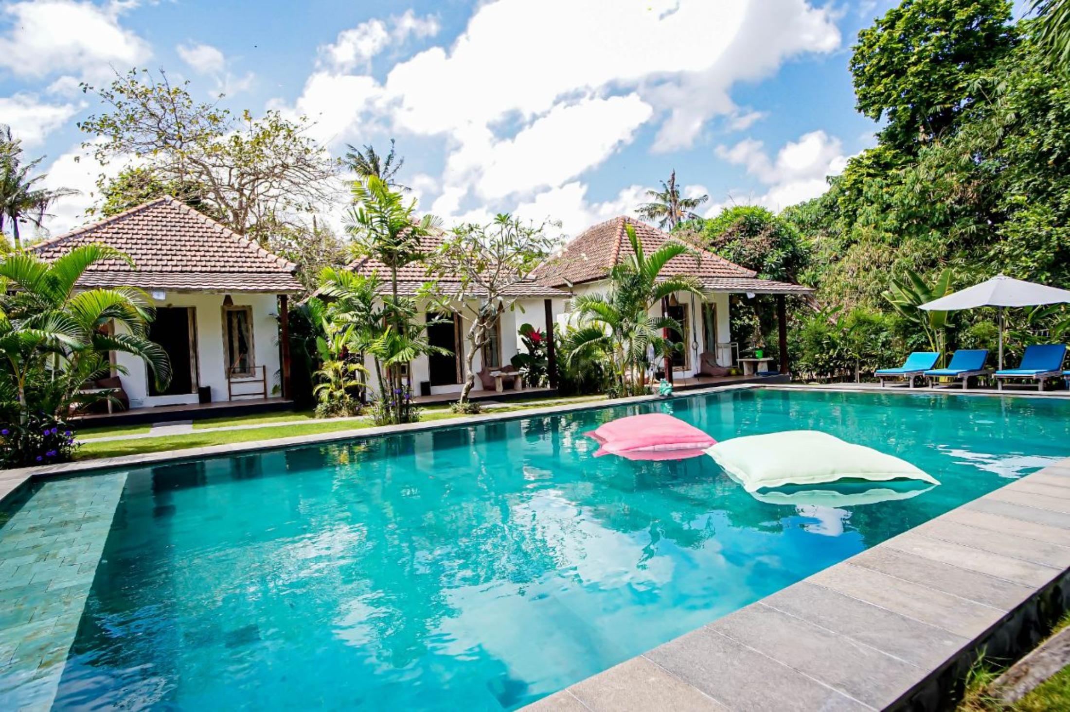 Agung Wiwin Homestay & Restaurant Mengwi Kültér fotó