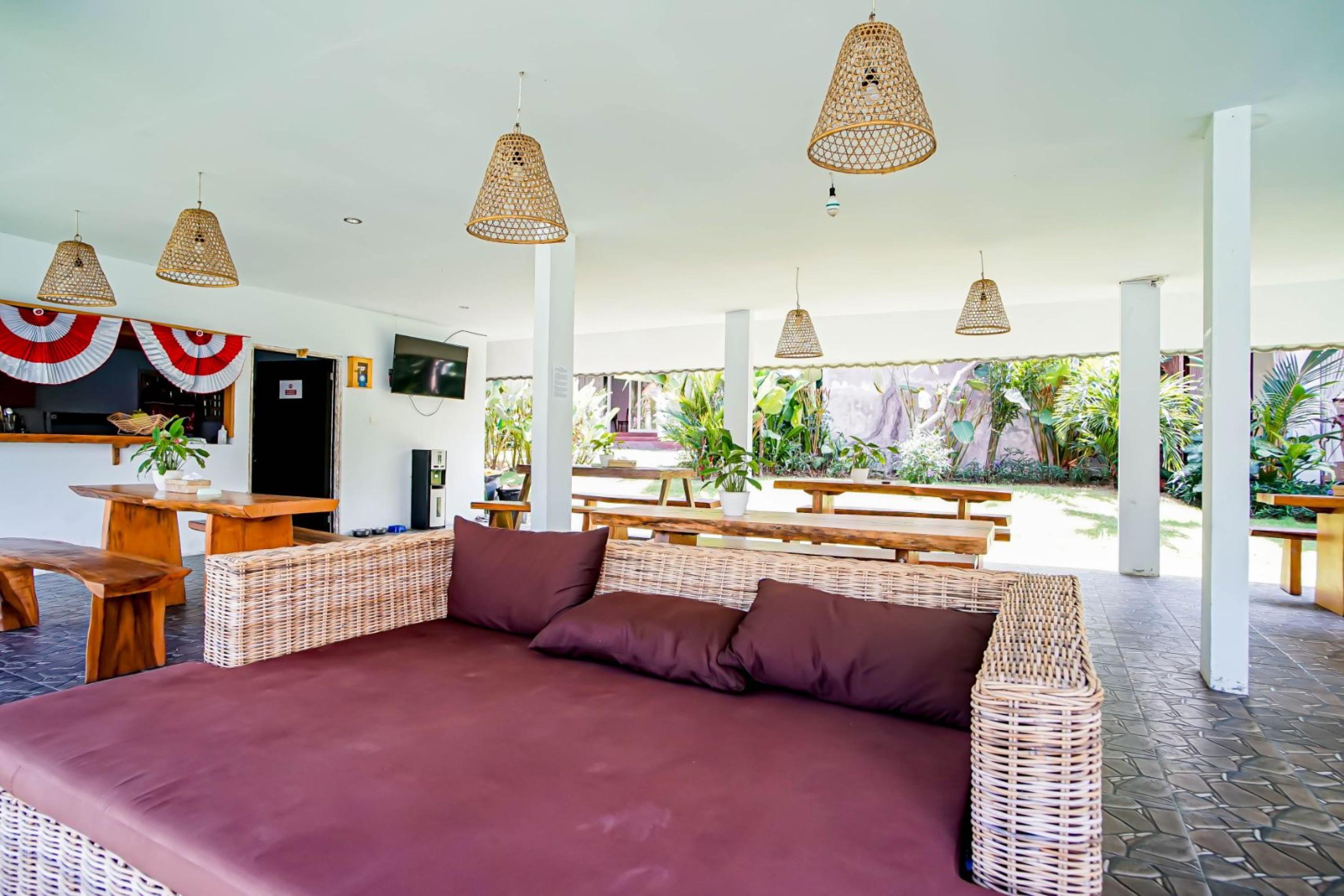 Agung Wiwin Homestay & Restaurant Mengwi Kültér fotó