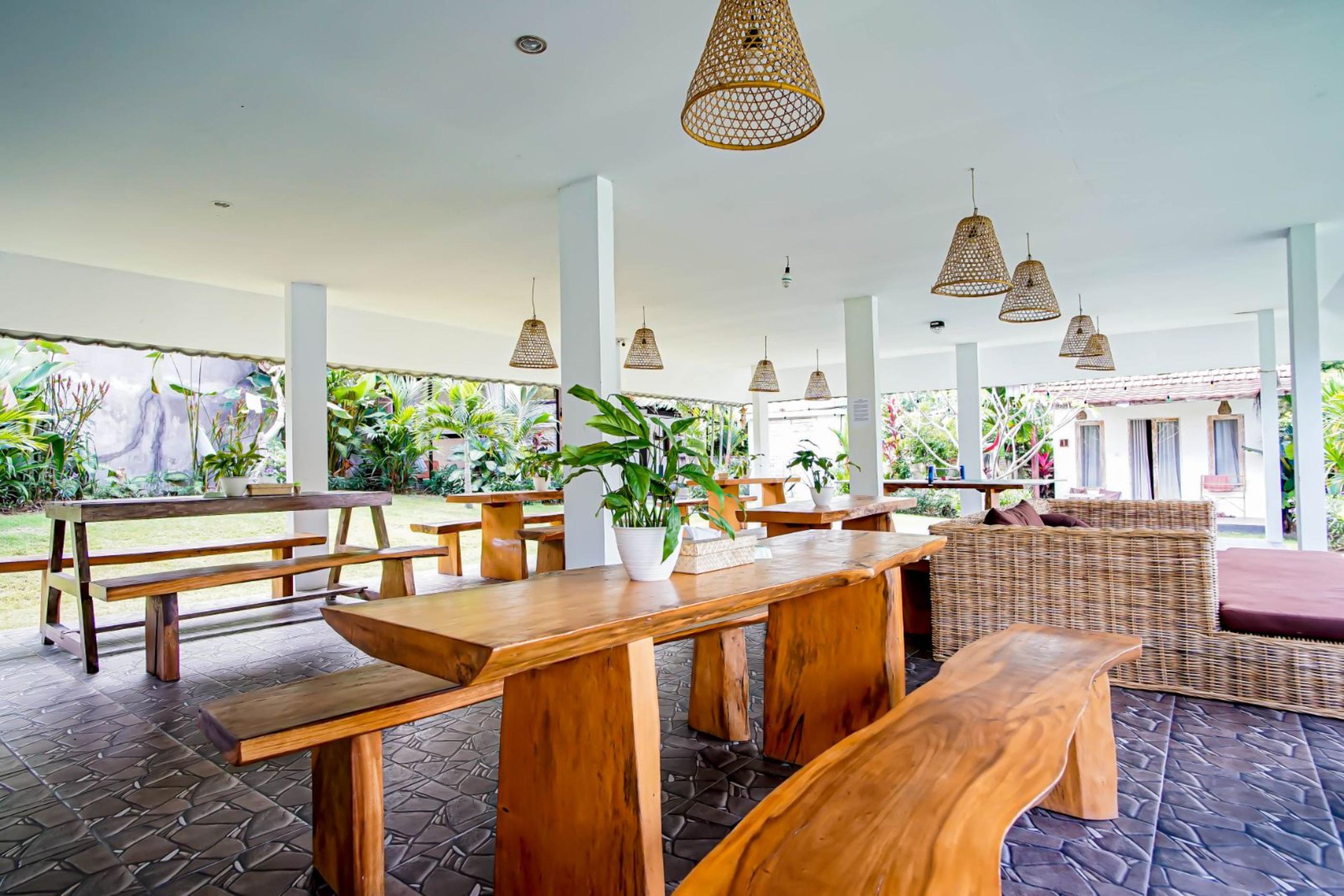 Agung Wiwin Homestay & Restaurant Mengwi Kültér fotó