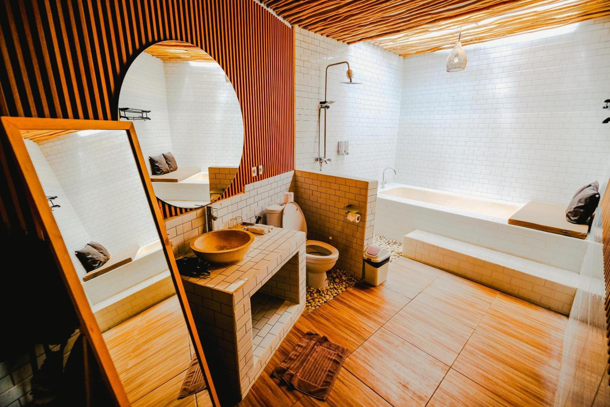 Agung Wiwin Homestay & Restaurant Mengwi Kültér fotó