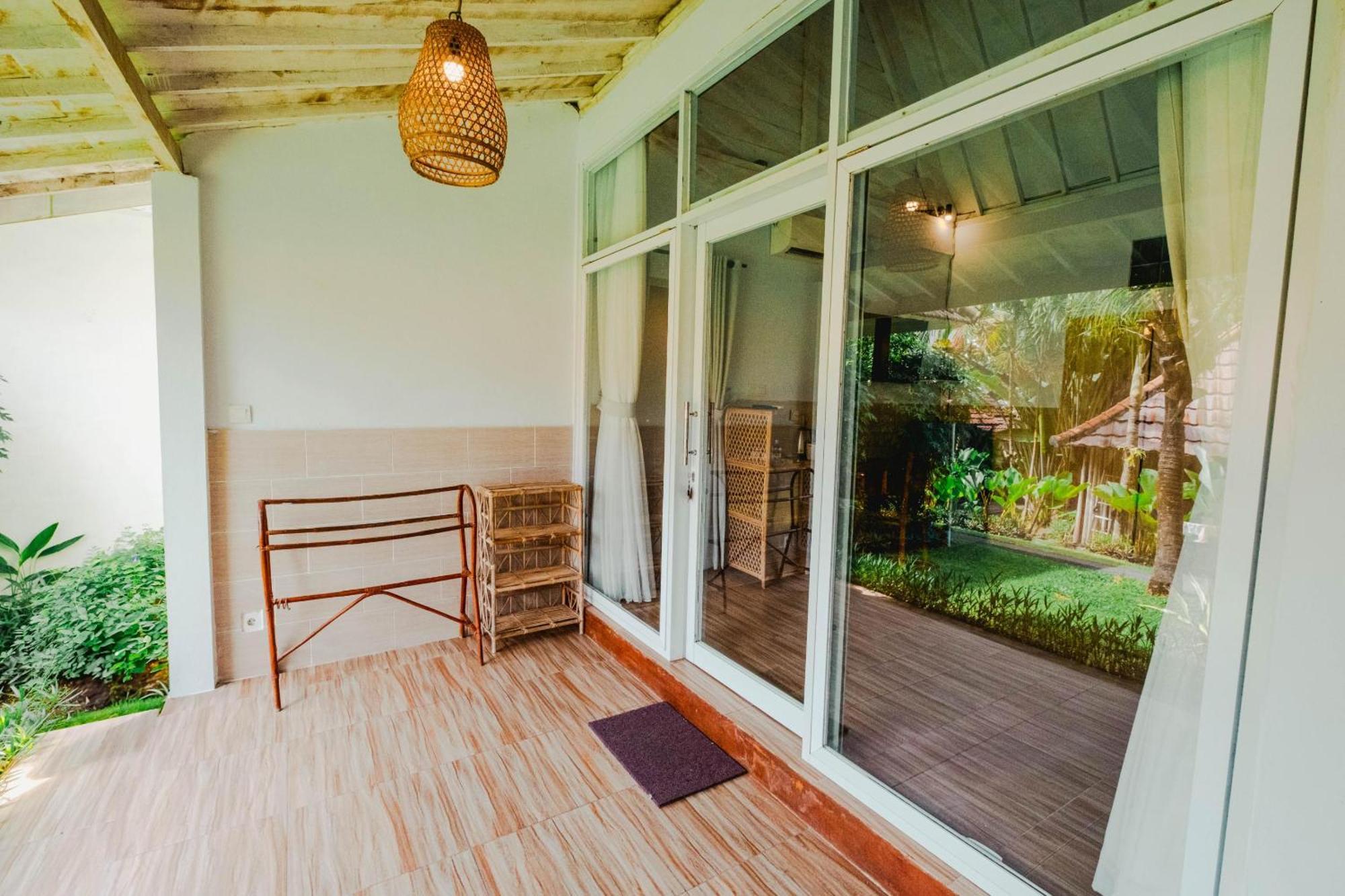 Agung Wiwin Homestay & Restaurant Mengwi Kültér fotó