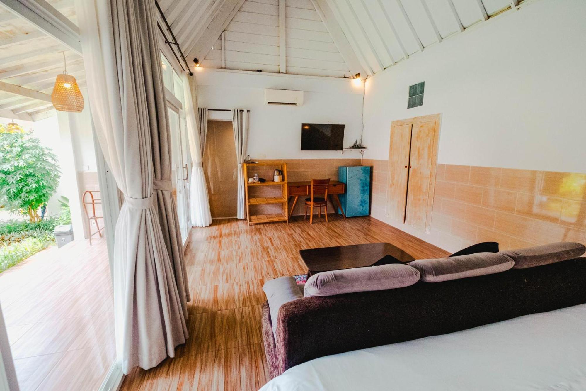 Agung Wiwin Homestay & Restaurant Mengwi Kültér fotó